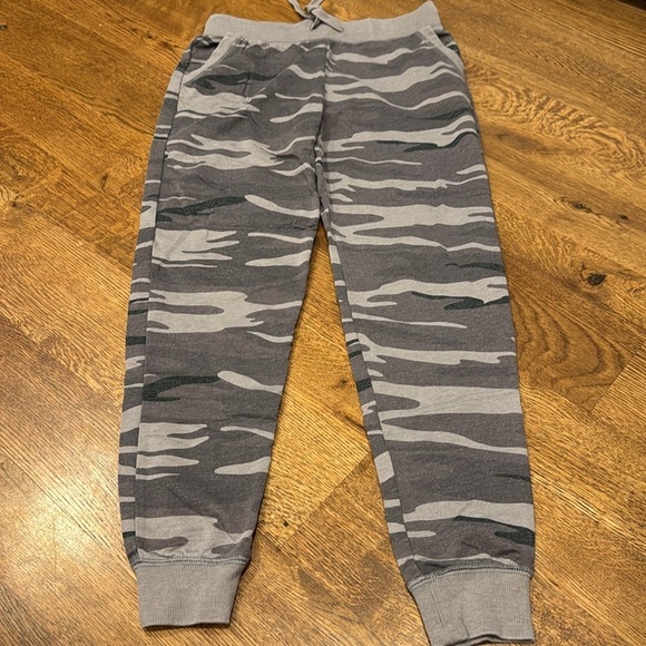 Z Supply Women’s Sweatpants Grey and Black Size XS - Picture 2 of 5